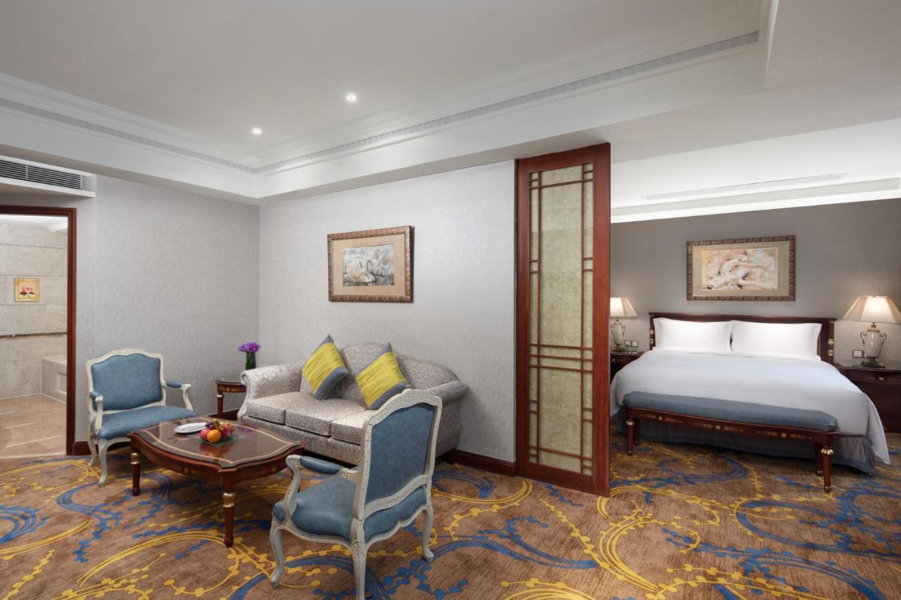 Crowne Plaza Shanghai Nanjing Road By Ihg Екстер'єр фото