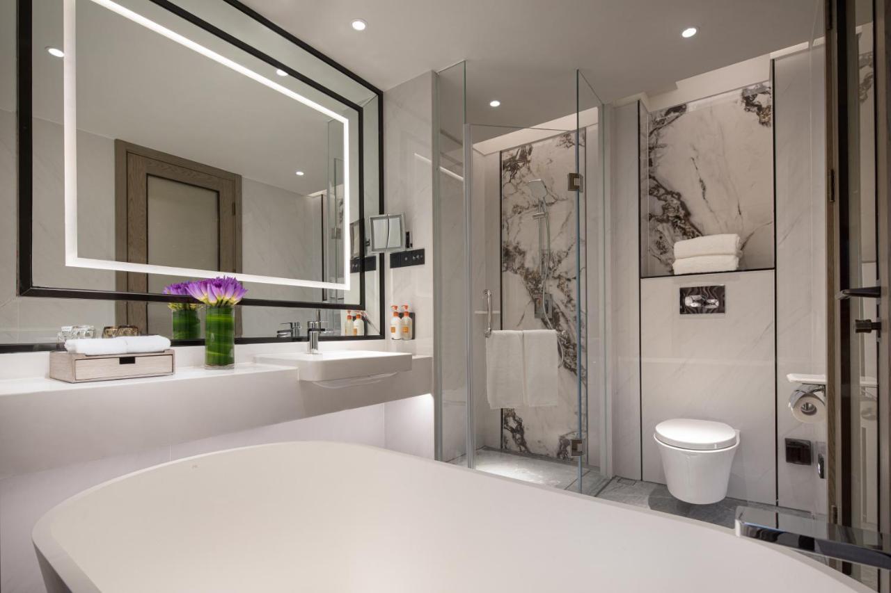 Crowne Plaza Shanghai Nanjing Road By Ihg Екстер'єр фото Bathroom