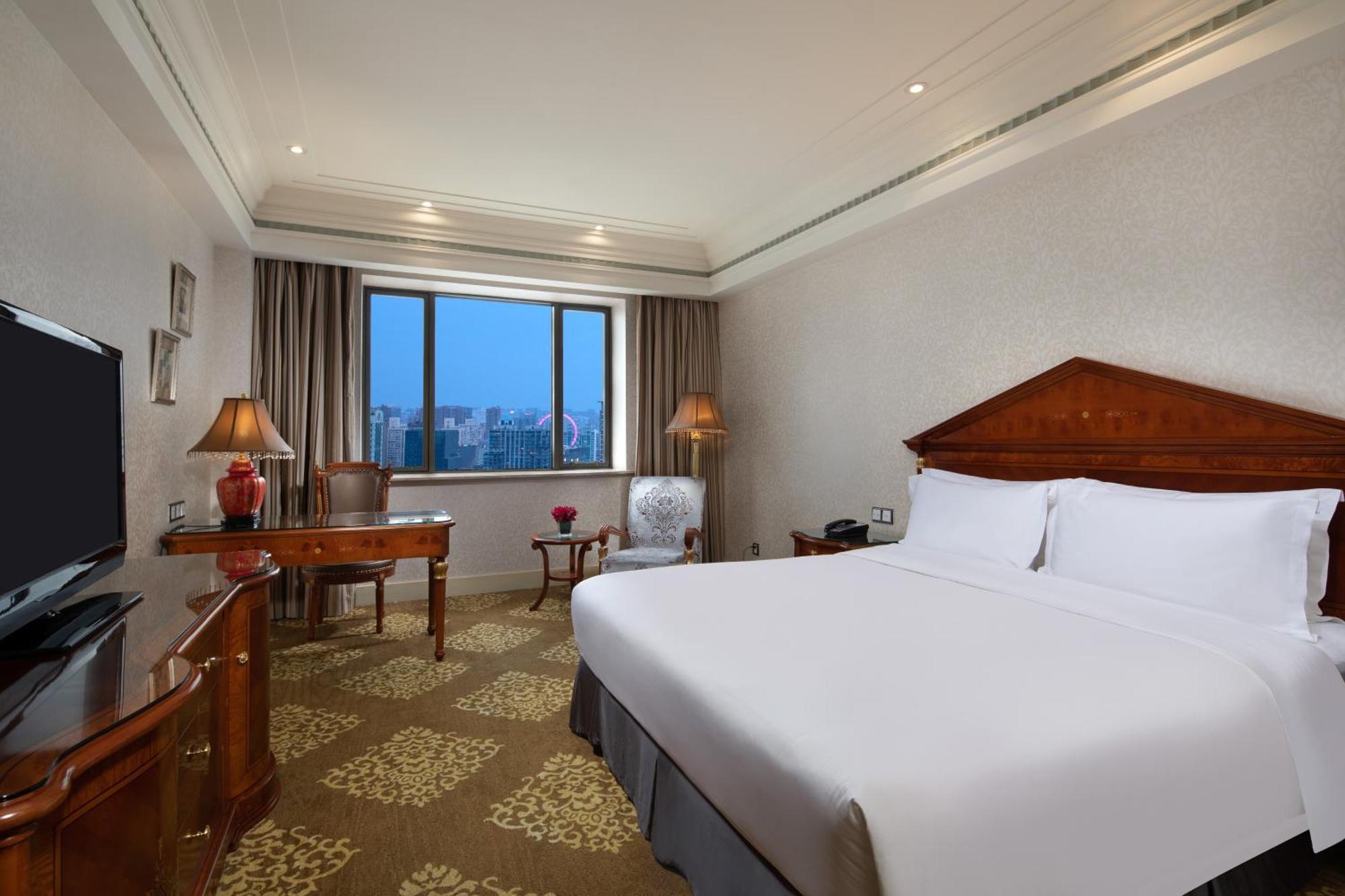Crowne Plaza Shanghai Nanjing Road By Ihg Екстер'єр фото A room at the hotel